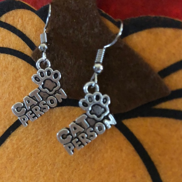 ONE BLESSED NANA Jewelry - 🐱NWT  **BOUTIQUE**   CAT PERSON earrings